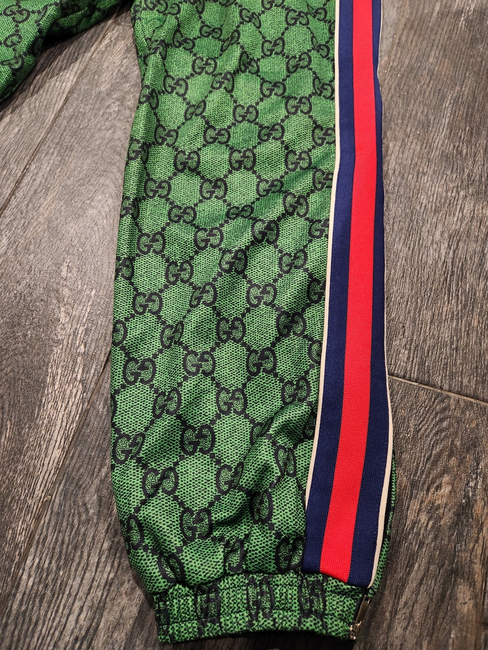 GUCCI Green GG Monogram Track Pants with Red/Blue Side Stripes - Picture 2 of 13